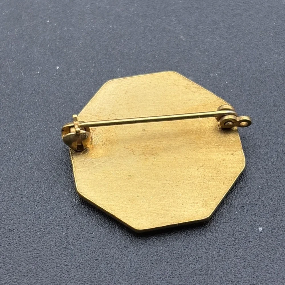 Hospital Volunteer Service Gold‎ Tone Lapel Hat Pin